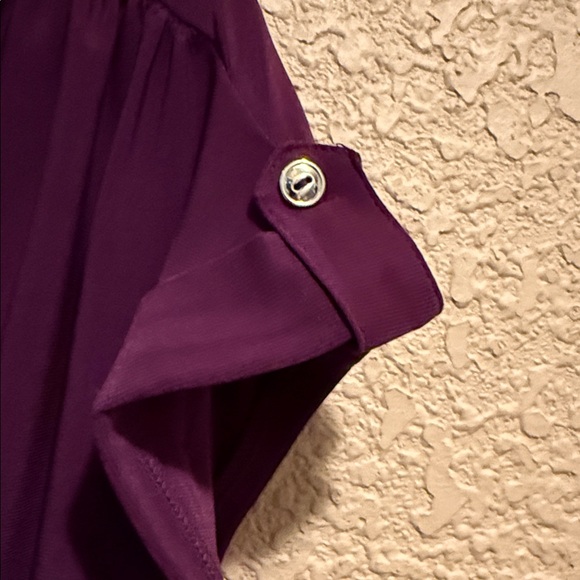 NWT joie de vivre Plum Button-Up Blouse. Large. Button roll sleeves. Soft. - Picture 7 of 10